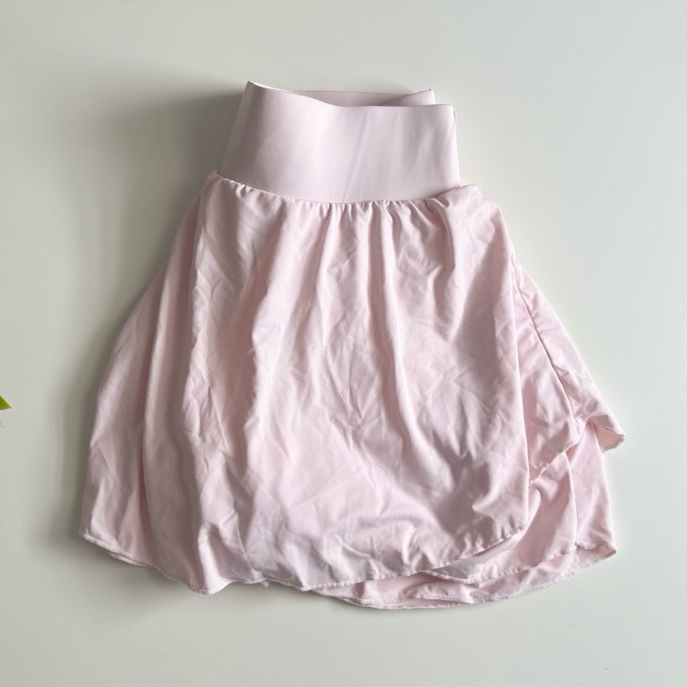NWOT women’s pink skirt
